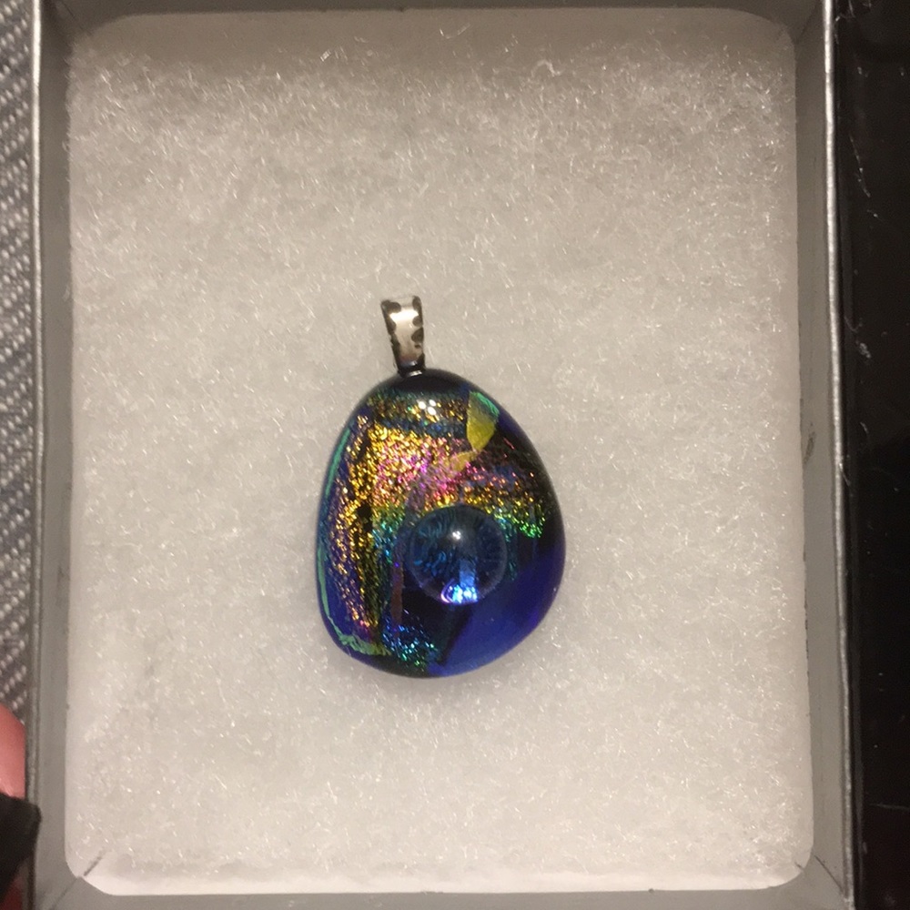 Glass pendant